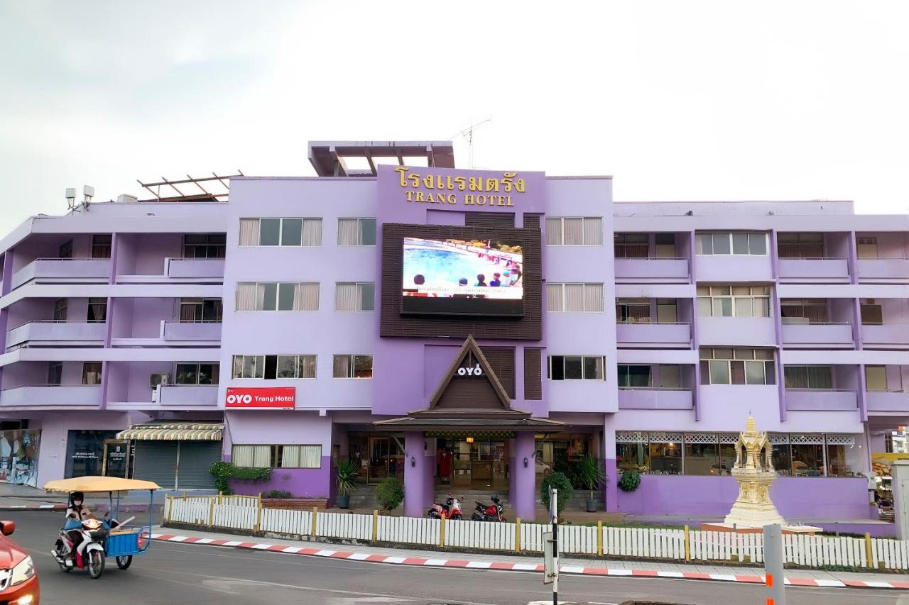 Oyo 565 Trang Hotel Exterior foto