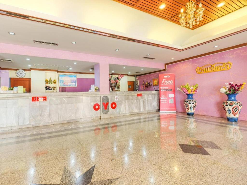 Oyo 565 Trang Hotel Exterior foto