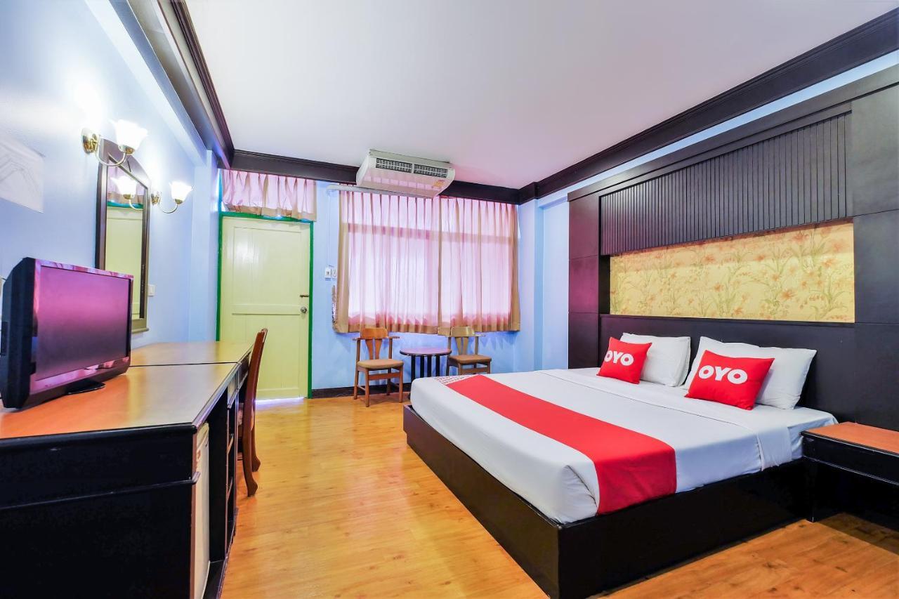 Oyo 565 Trang Hotel Exterior foto
